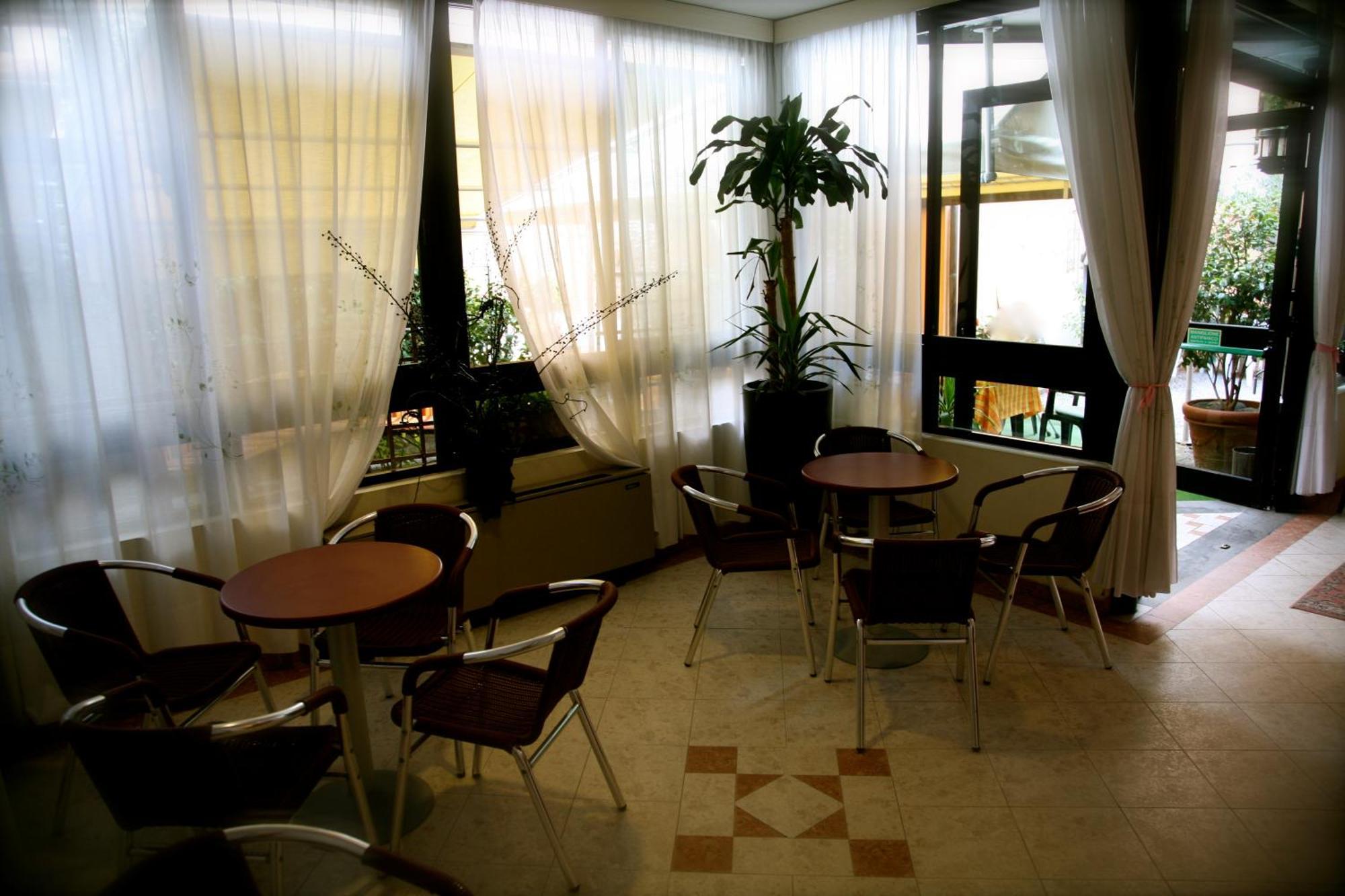 Hotel Giovanna Монтекатіні-Терме Екстер'єр фото