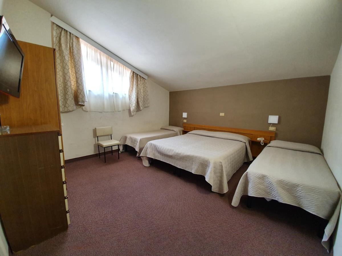 Hotel Giovanna Монтекатіні-Терме Екстер'єр фото
